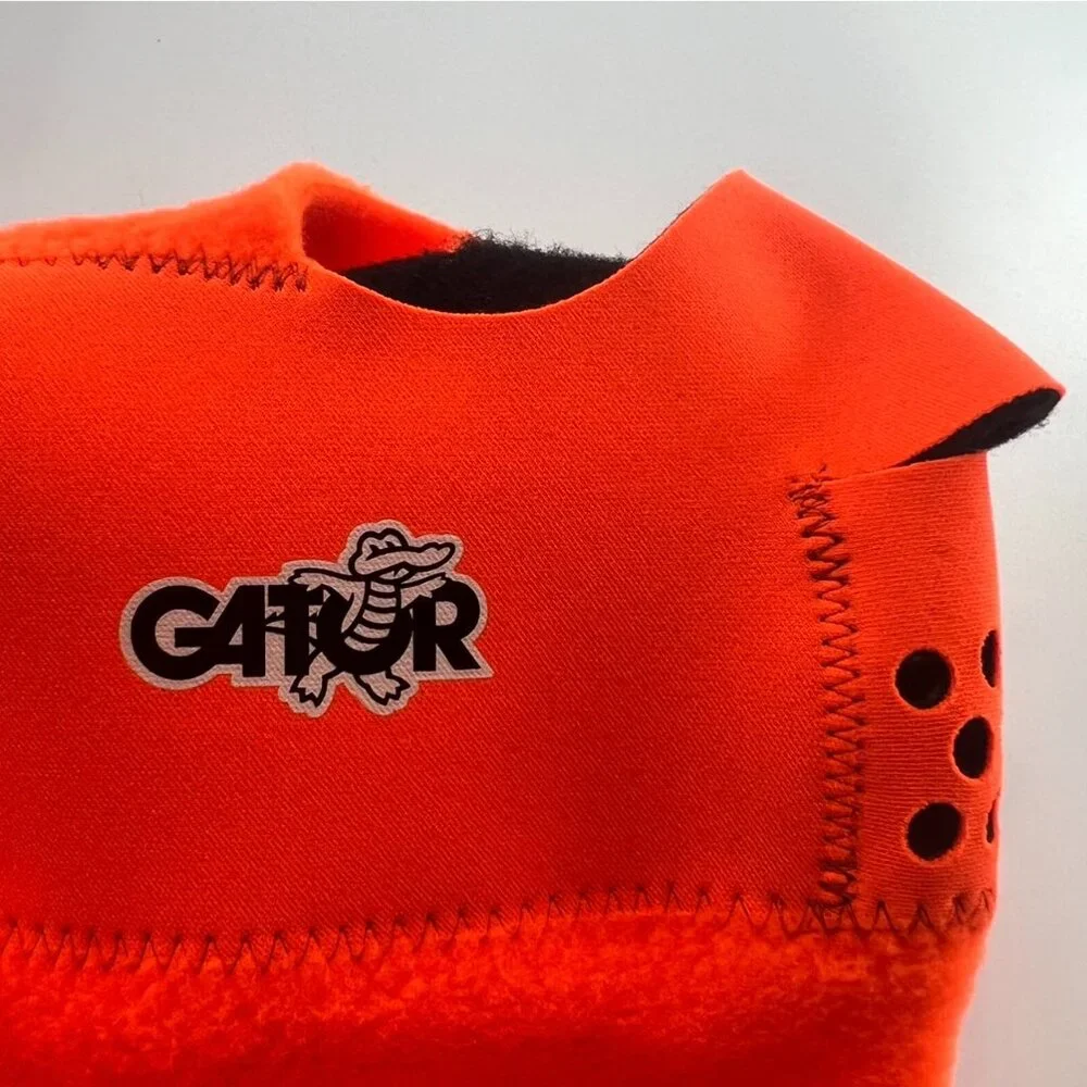 NWT Gator Fleece Lined Clavagator Face Mask